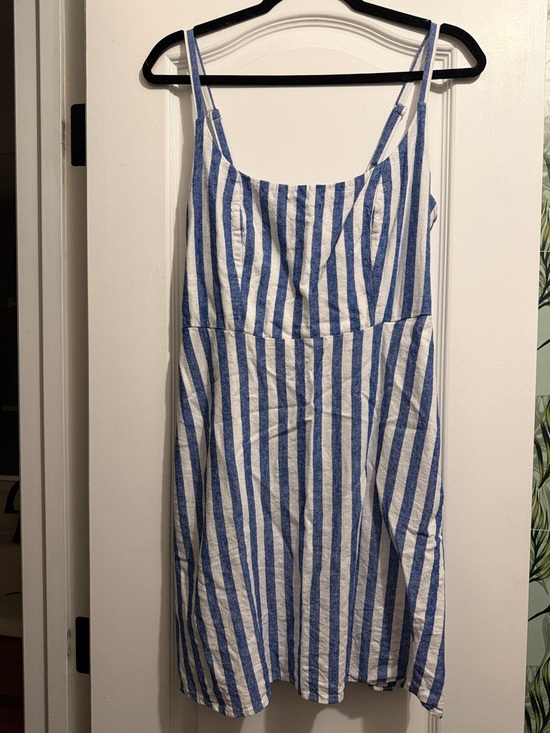 Old Navy Dresses & Skirts - Old Navy Blue and White Striped Sundress